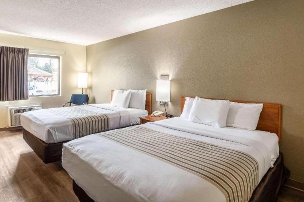Econo Lodge Ithaca Eksteriør bilde